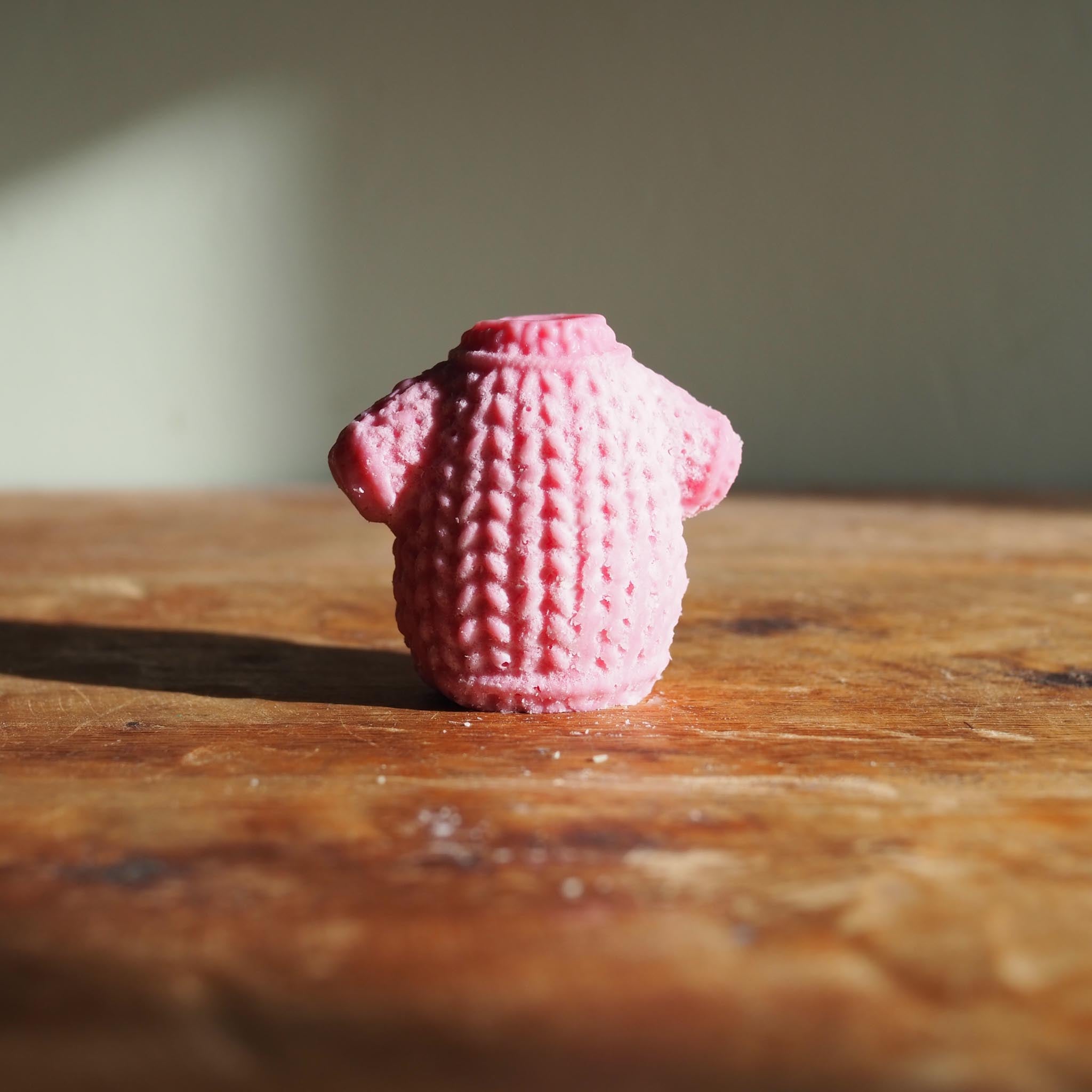 Orchids of the Burren wax melt capturing the rare and gentle scent of wild Irish flowers blooming on the Burren’s rugged landscape.