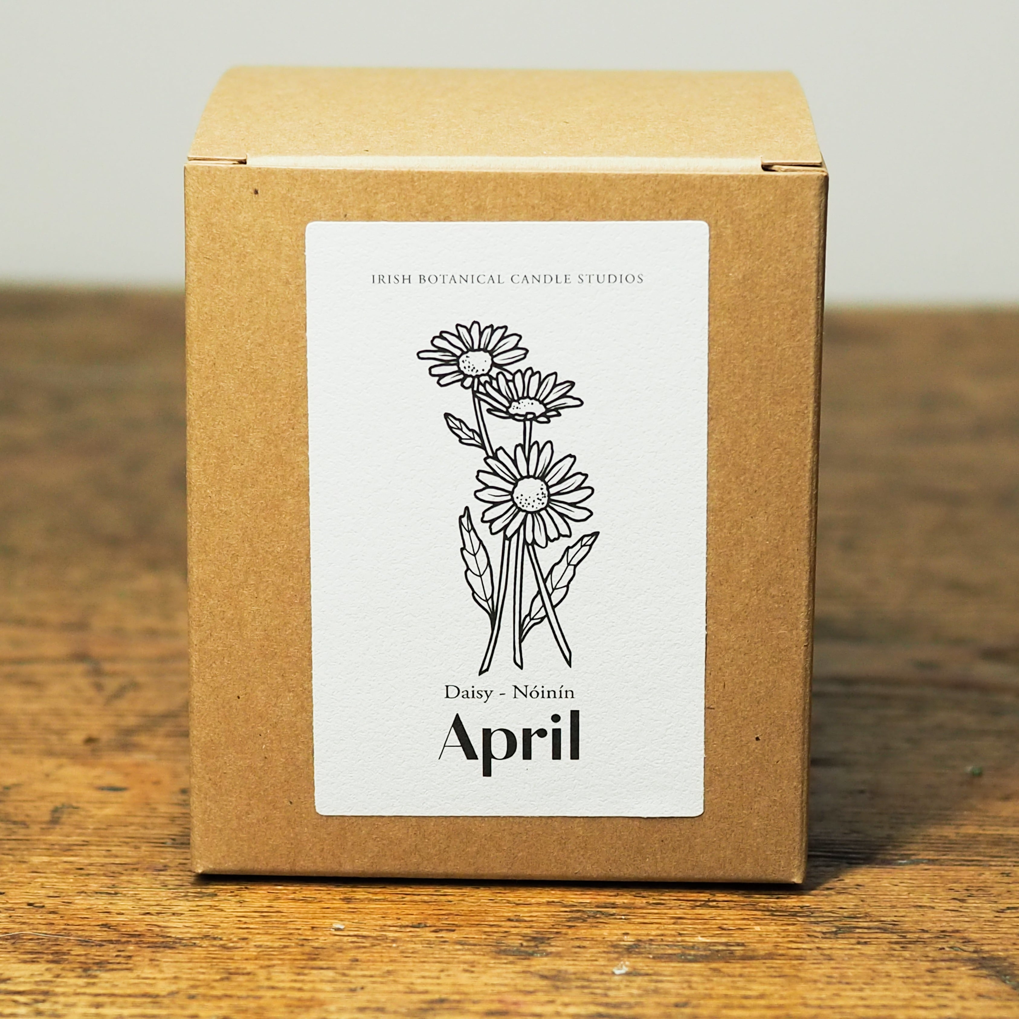 Daisy - April Birth Flower Candle