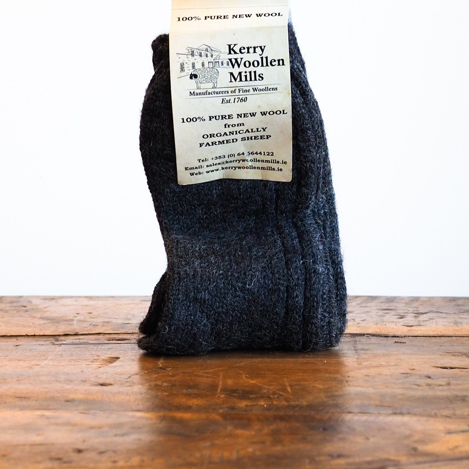 Natural White Wool Socks – Kerry Woollen Mills